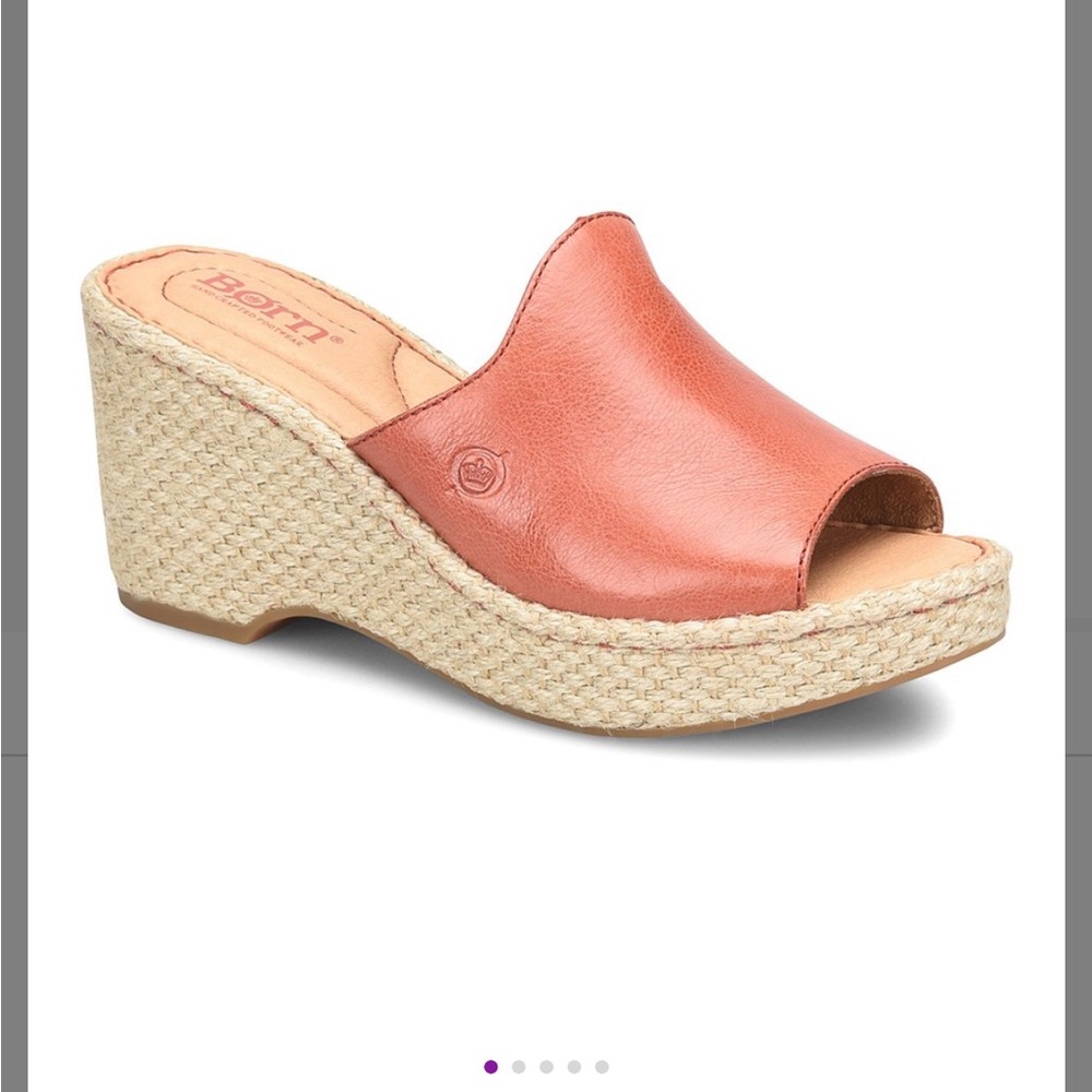 Born sandals